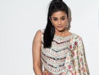 Actress Priyamani Looks Pretty And Stylish In This Images