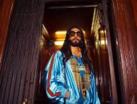 Ranveer Singh's New Funky Look With Gucci Accessories Are Making Twitter Burst With Memes. Check Out His Look!!! 