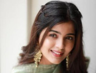 Vanakkam Da Mappilei Actress Amritha Aiyer Strikes The Hearts Of The Viewers With Her Charming Smile - View Pics