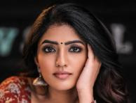 Eesha Rebba stunningly gorgeous in these black saree pictures