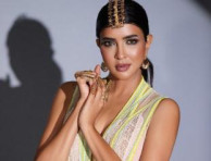 Actress Lakshmi Manchu Mesmerizing Photos Collection!! Click To View Pics!!