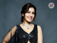 Classy and Fabulous Raashi Khanna in Black dress