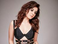 Raashi Khanna looks smoking hot in black dress - Photos