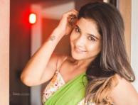 Actress Sakshi Agarwal impressed us with her stunning appearances in these photos.
