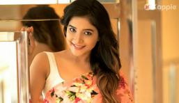 Sakshi Agarwal Photos - Tamil Actress
