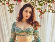 Actress Tamannah Bhatia Looks Heavenly On The Falgunishane's Embroidery Lehenga!! Can't Resist To Check Her Out!!