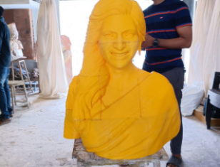 Fan Builds Temple For Samantha; Photo Of Golden Statue Goes Viral
