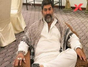 Bollywood celebrities Hansal Mehta, Manoj Bajpayee pay tribute to Parvez Khan; Khan passed away on July 28th at the age of 55