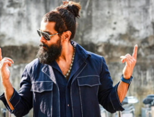 Chiyaan Vikram Suffers An Injury On The Sets Of Thangalaan