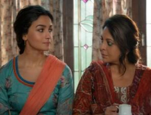 Darlings Is A Non-English Movie On Netflix. Starring Alia Bhatt And Shefali Shah Ranks In The Top 10 Globally With Almost 30 Million Viewing Hours