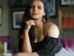 Sruthi Hariharan Says She's Disturbed Seeing Shah Rukh Khan Being Hounded 