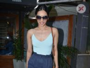 Manushi Chhillar spotted at sequel Bandra