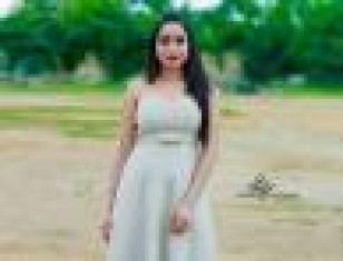 Vindhya Medapati redefined glamour with her scorching presence