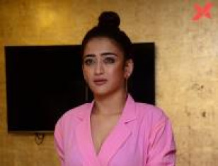 Akshara Hassan latest Pictures from Mr. KK Pre-Release event