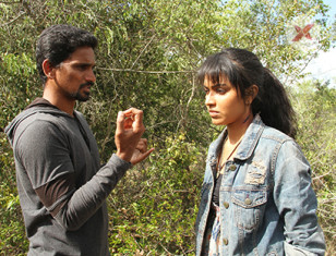 Adho Andha Paravai Pola Movie  Working Stills