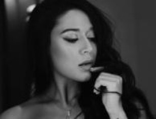 Krishna Shroff looks stunningly hot in this latest black outfit 