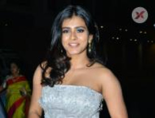 Hebha Patel at Jio Filmfare Awards