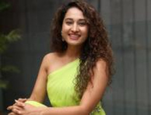 Check Out The Pictures Actress Pooja Ramachandran Looks Stunning With Stylish Green Outfit