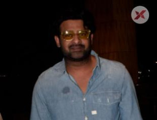 SS Rajamouli & Prabhas Spotted At Airport - Photos