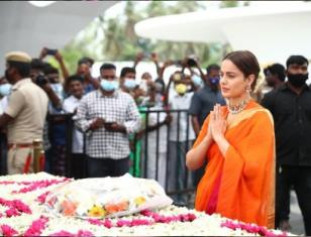 Actress Kangana Ranaut Paid Her Respects To The Former CM Of Tamil Nadu Jayalalitha At Her Memorial - View Pics