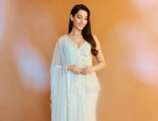 Hot And Sexy Actress Nora Fatehi's Indian Looks Are To Die-For!