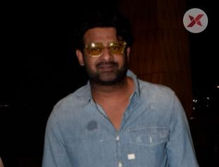 SS Rajamouli & Prabhas Spotted At Airport - Photos