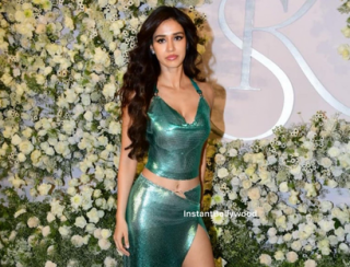Check Out These Sassy Looks Of Hottie Disha Patani!! Disha Looks Gorgeous..