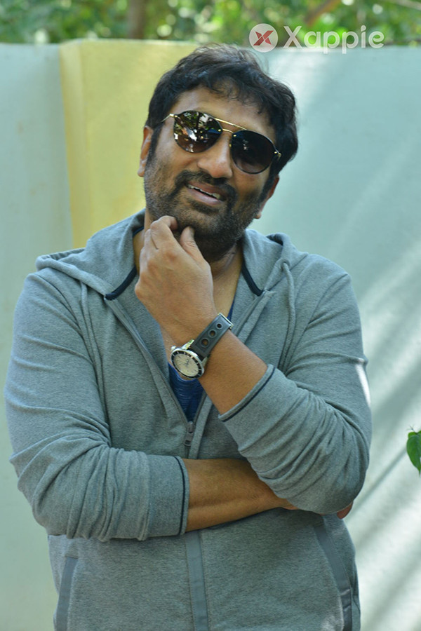 Srinu Vaitla interview Photos