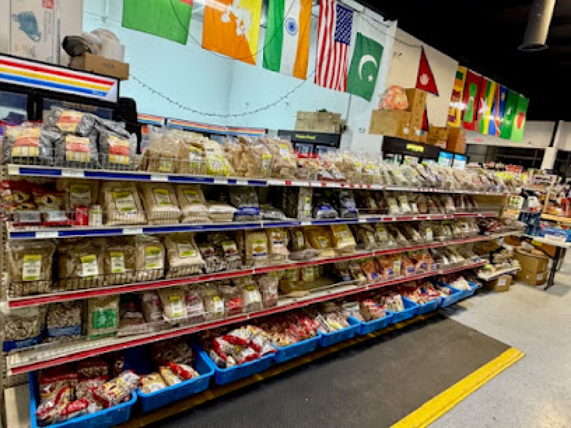 EVEREST GROCERY STORE