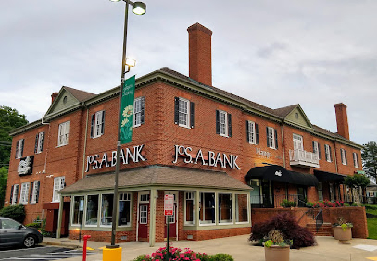 Jos A. Bank