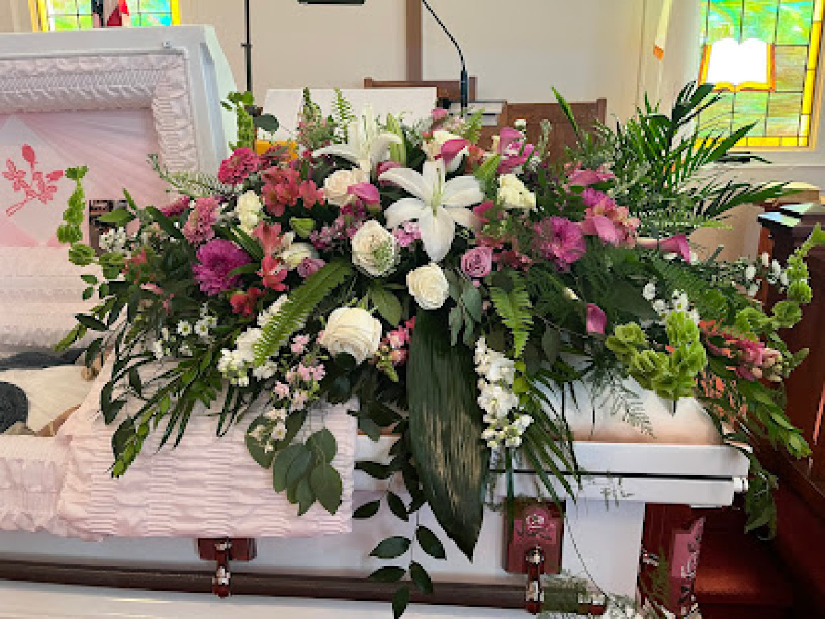Special Touch Designs Florist & Gifts