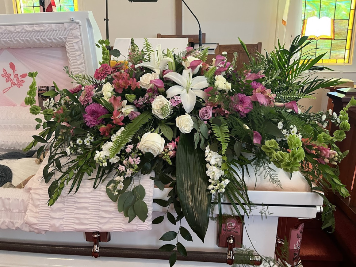 Special Touch Designs Florist & Gifts