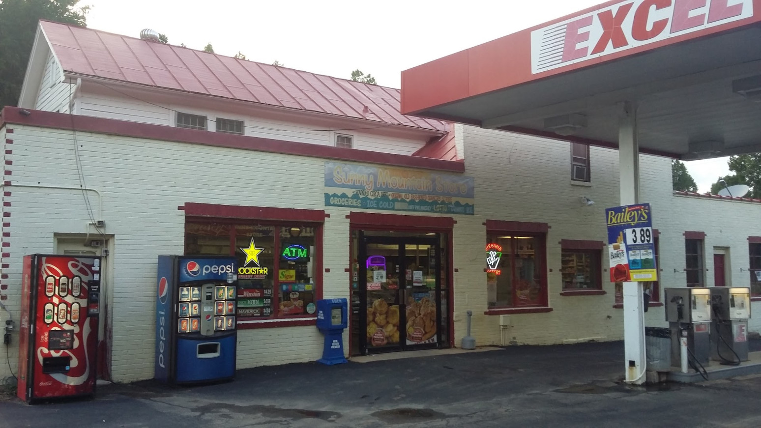 Sunny Mountain Store